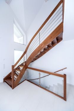 Treppenbau Mayer